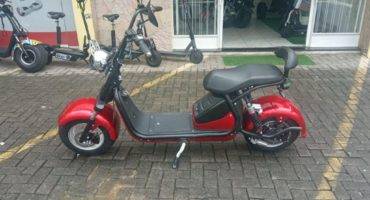 Scooter Moto Elétrica Vermelha MC20 2000w azul rider scooter rio de janeiro promoção veículos elétricos